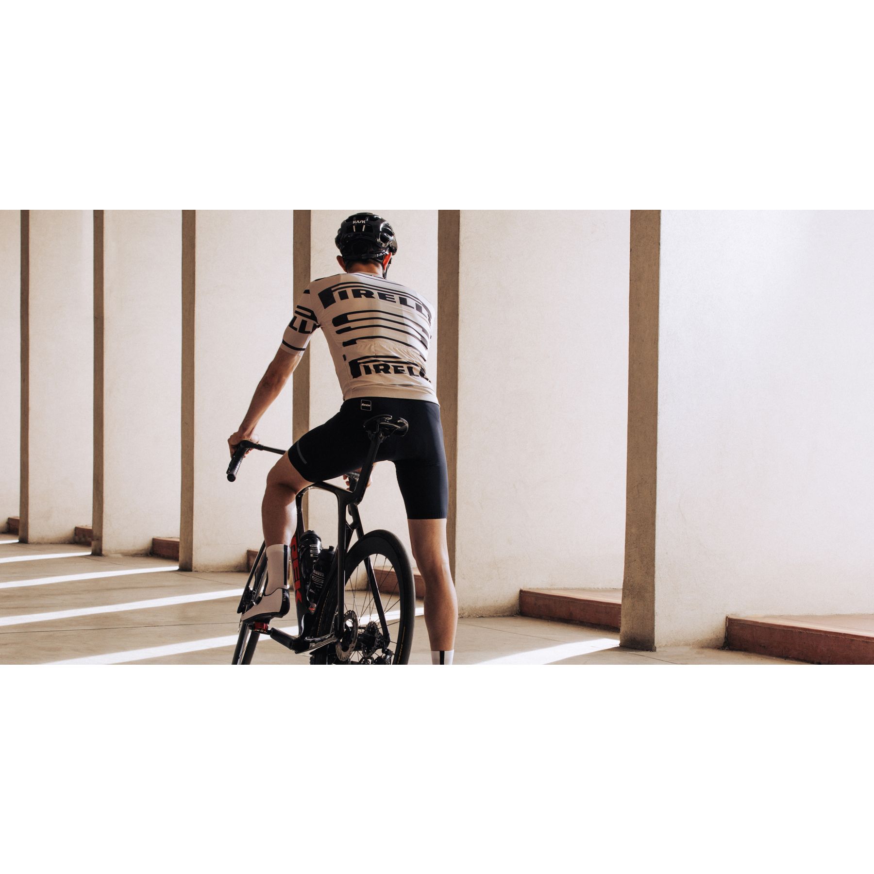 Santini Pirelli Sport Club Jersey Unisex RE94075CPIREL - beige BG