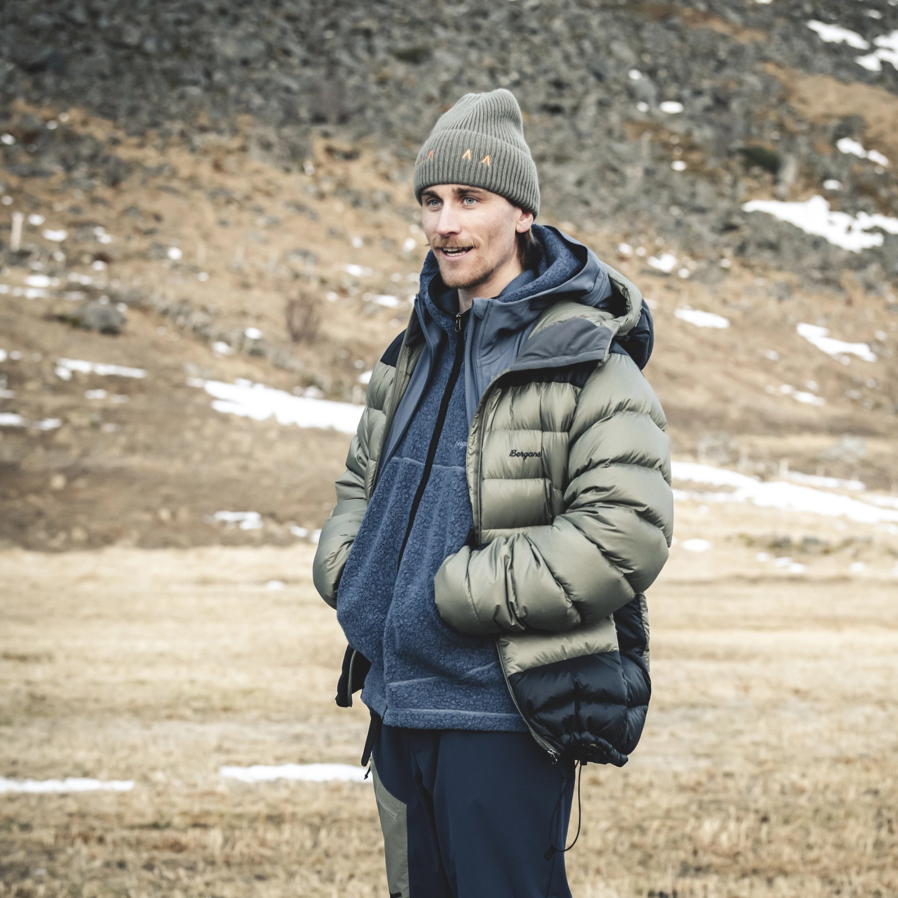 Bergans Vaagaa Allround Down Jacket Men granite blue BIKE24