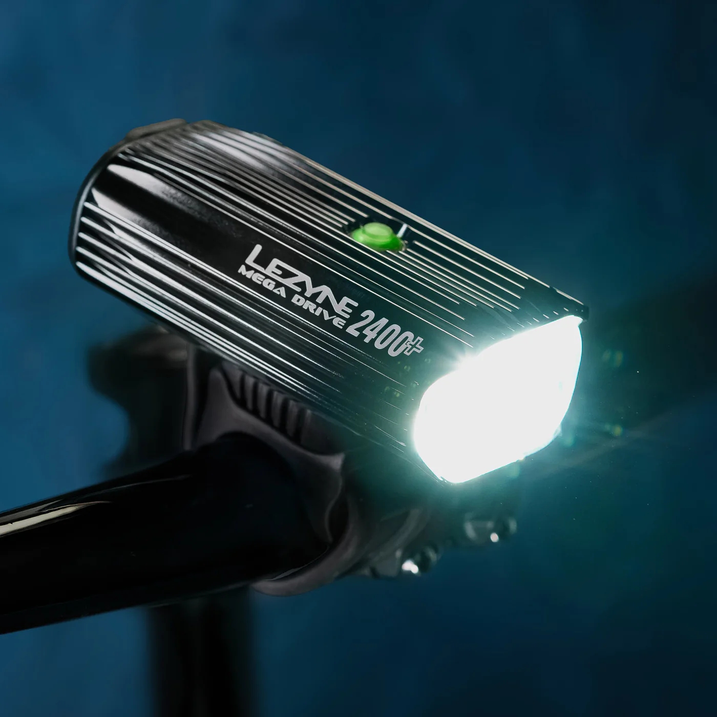 Lezyne Mega Drive 2400+ Front Light - w/o StVZO - black | BIKE24