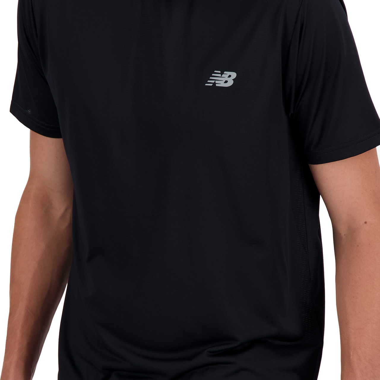 New Balance Sport Essentials T Shirt Herren schwarz BIKE24