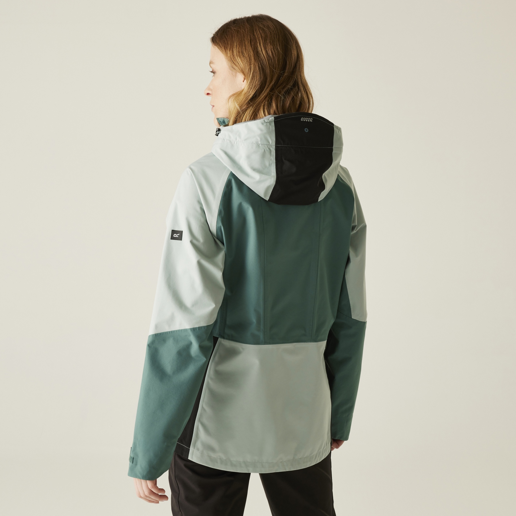 Regatta Laurel Giacca Impermeabile Donna, Tessuto Isotex 5000, Cappuccio Arrotolabile