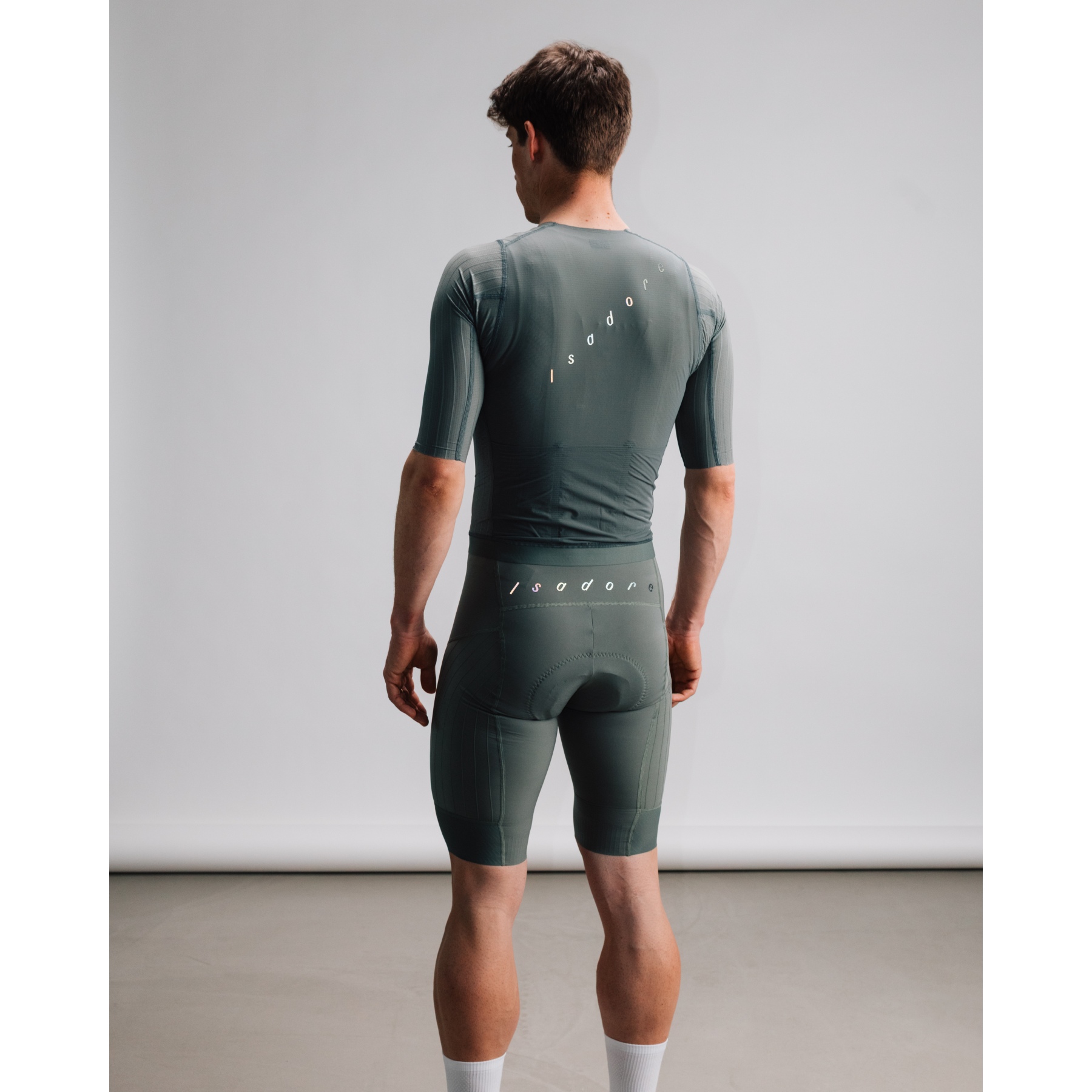 Isadore Echelon Aero Jersey Men - Mulled Basil | BIKE24