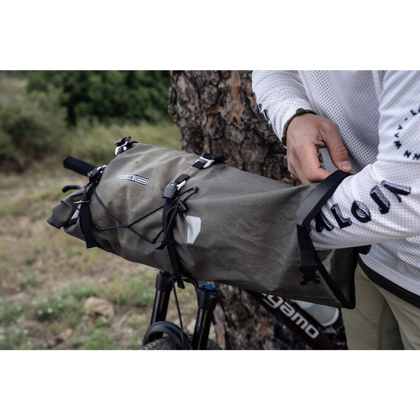 ORTLIEB Handlebar-Pack Flex Lenkertasche - 15L - black matt | BIKE24 AT
