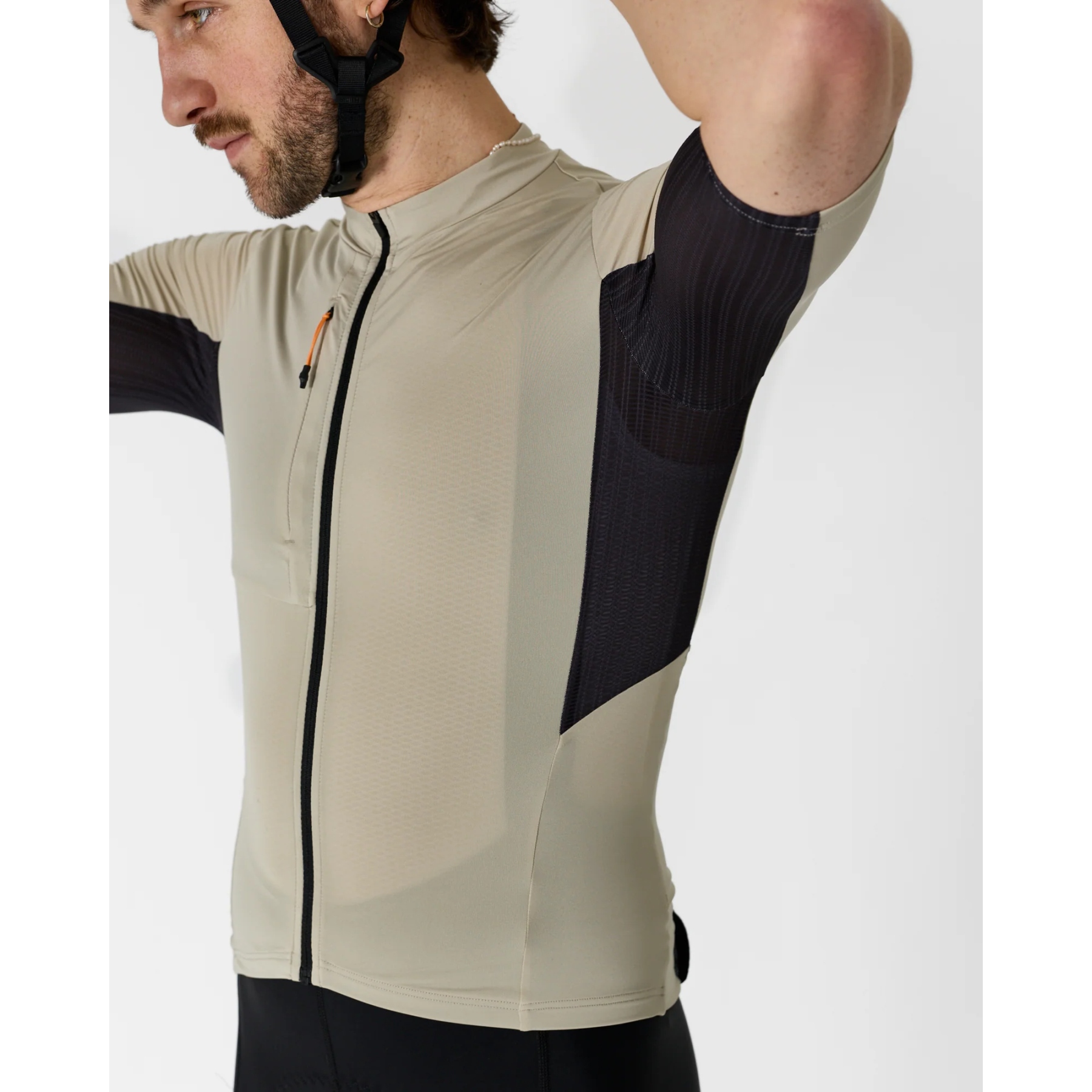 ALBION Traverse Short Sleeve Jersey Men - Salt | BIKE24