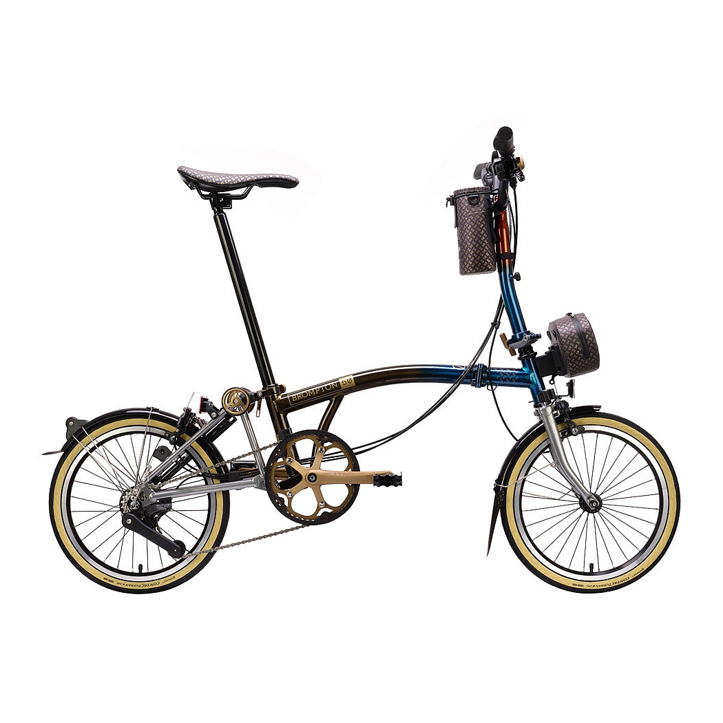 Brompton C Line - 50-летний юбилей - 12 скоростей - Средняя планка - Удлиненный подседельный штырь - 16-дюймовый складной велосипед - 2025 - Специальное издание 1975 года выпуска