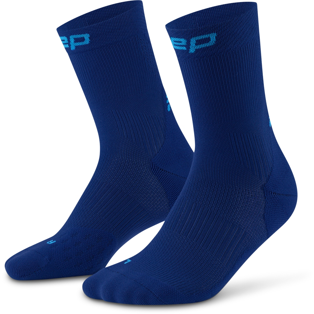 Photo produit de CEP Chaussettes de Compression Homme - Core Run Mid Cut - dark blue