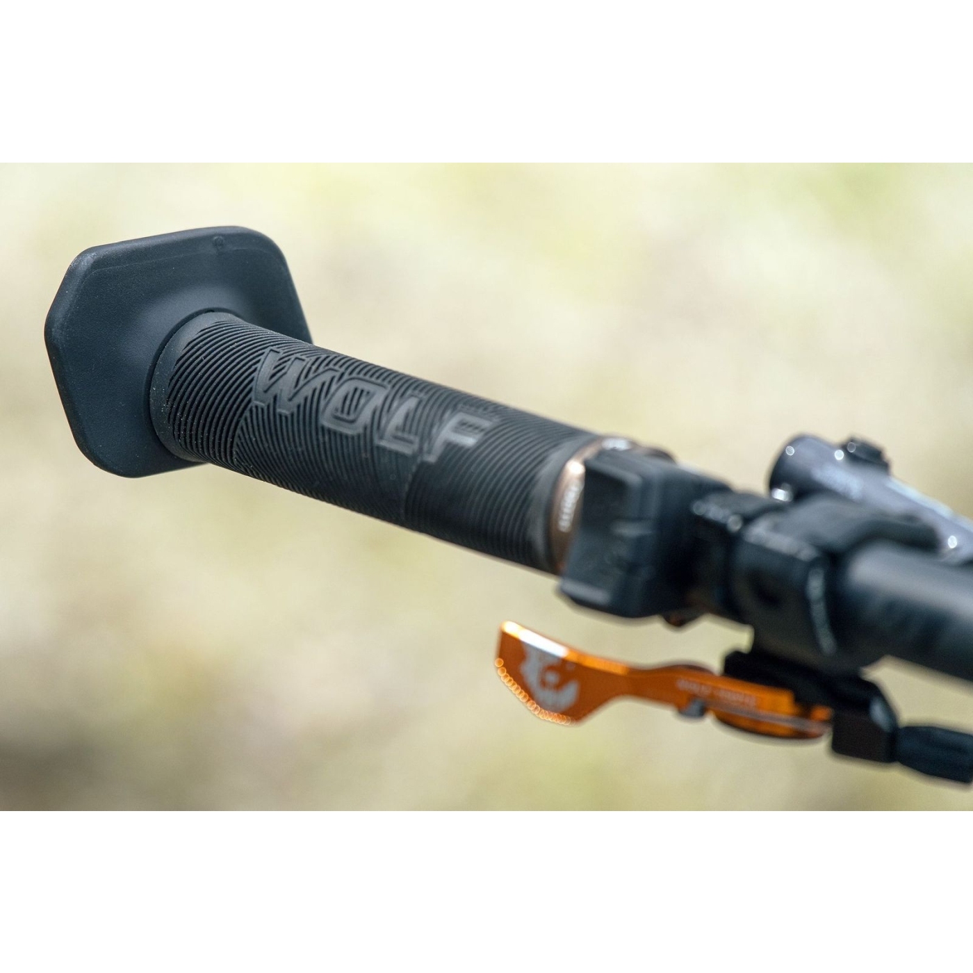 Wolf Tooth Locked-In Bar Ends - black | BIKE24