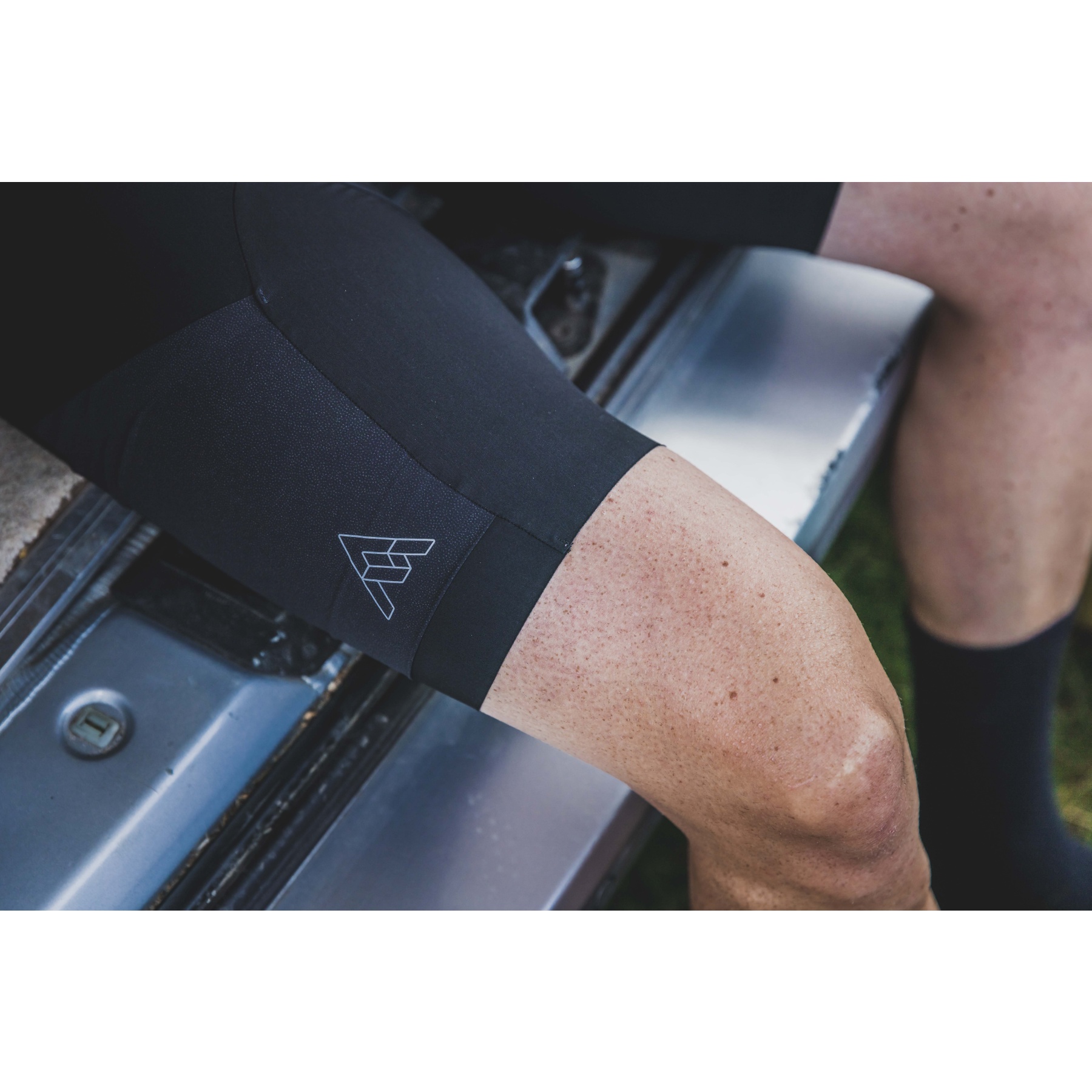 7mesh MK3 Cargo Bib Shorts Men - Black | BIKE24