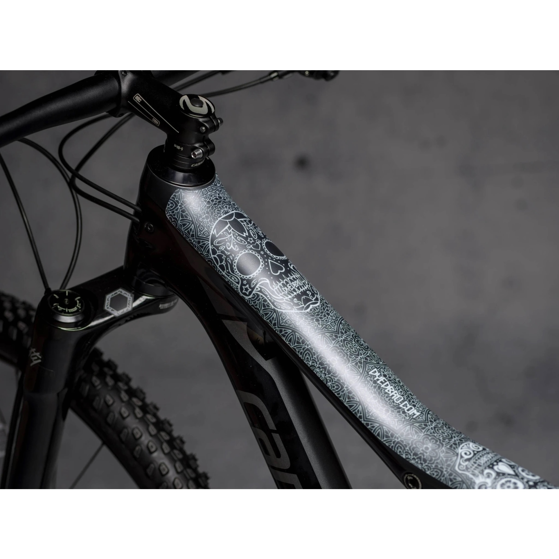 DYEDBRO Frame Protection Kit Geometric BIKE24