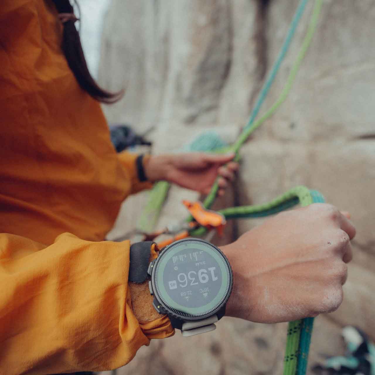 SUUNTO VERTICAL TITANIUM SOLAR BLACK Suunto Vertical Titanium 