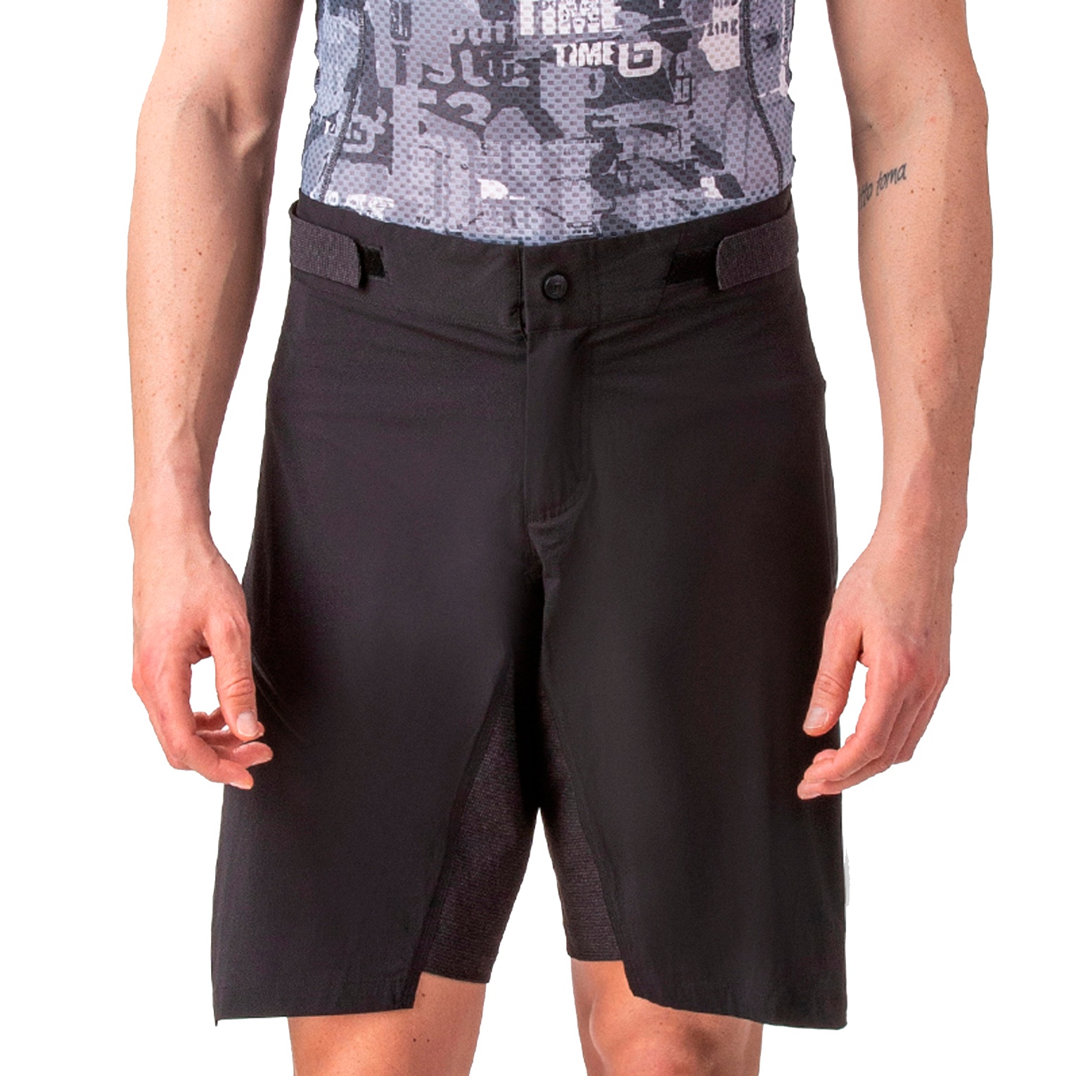 Picture of Alé OFF ROAD GRAVEL Overland Shorts - black
