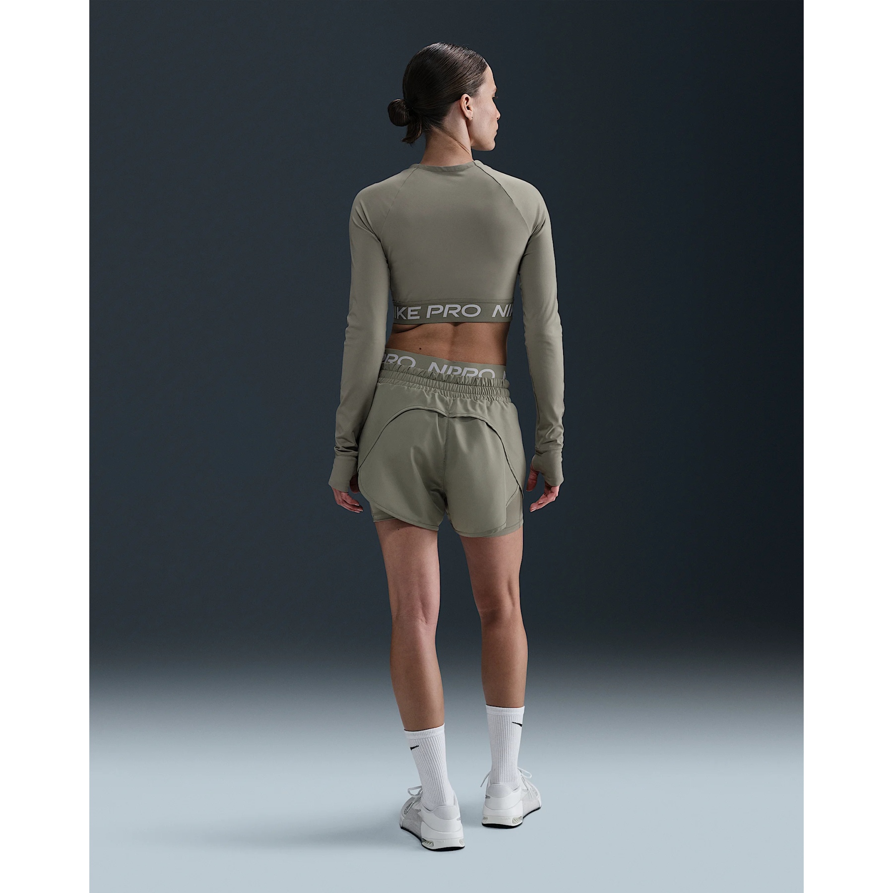 nike cargo shorts women's
