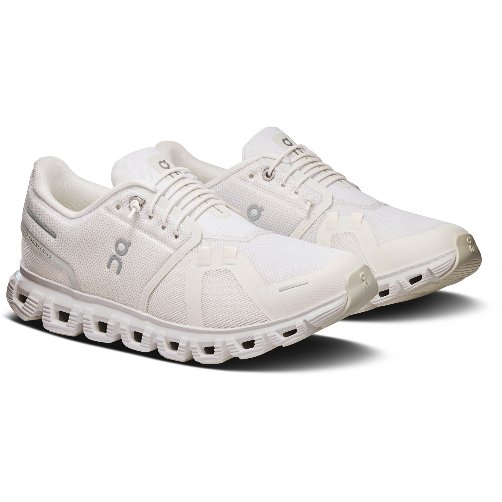 Kuva tuotteesta On Cloud 6 Women&#039;s Shoes - White | White