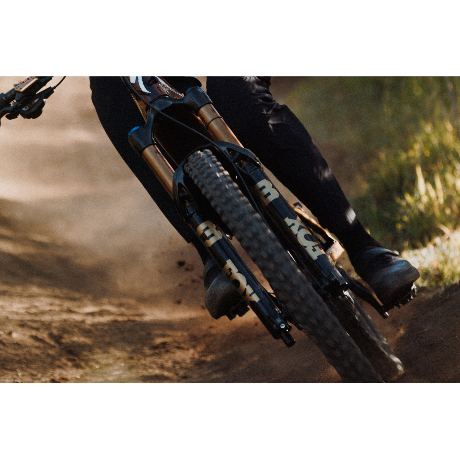 FOX 38 Suspension Fork - Factory | FLOAT EVOL Glidecore | GRIP X2