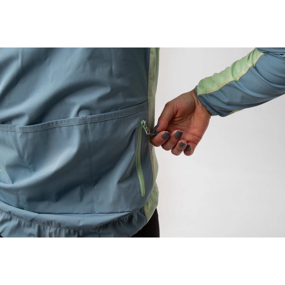 Isadore Alternative Insulated Jacket Women - Seafoam Green | BIKE24