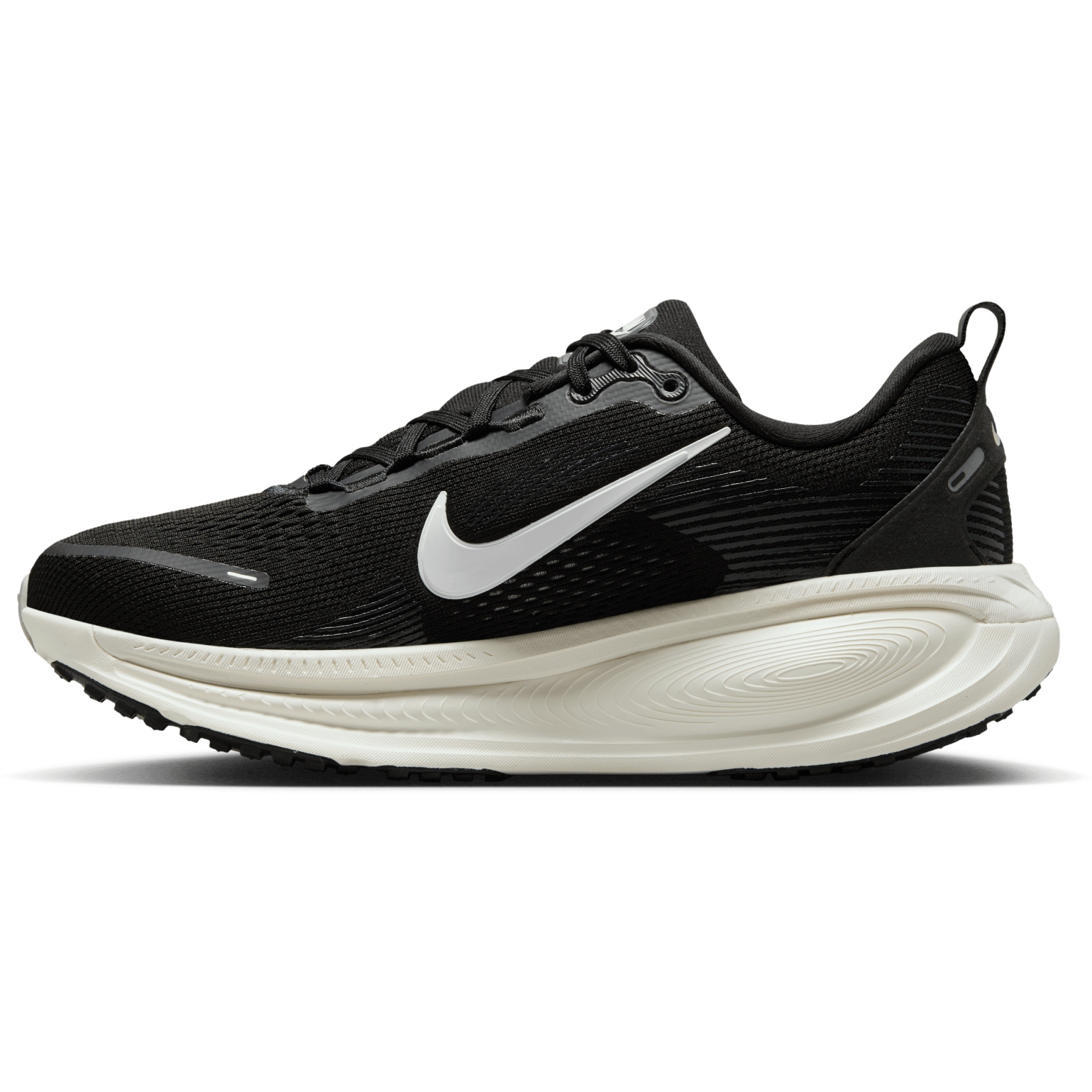 Produktbild von Nike Vomero 18 Laufschuhe Damen - black/coconut milk/light iron ore/coconut milk HM6804-005