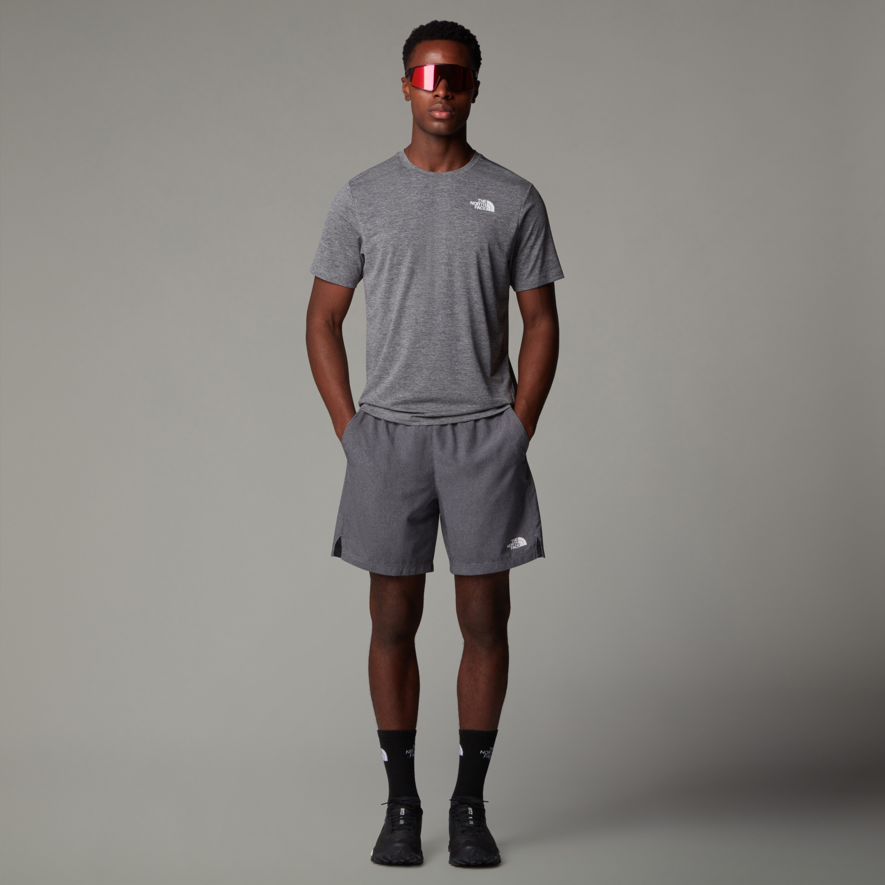The North Face 24/7 Shorts Men - TNF Medium Grey Heather | BIKE24