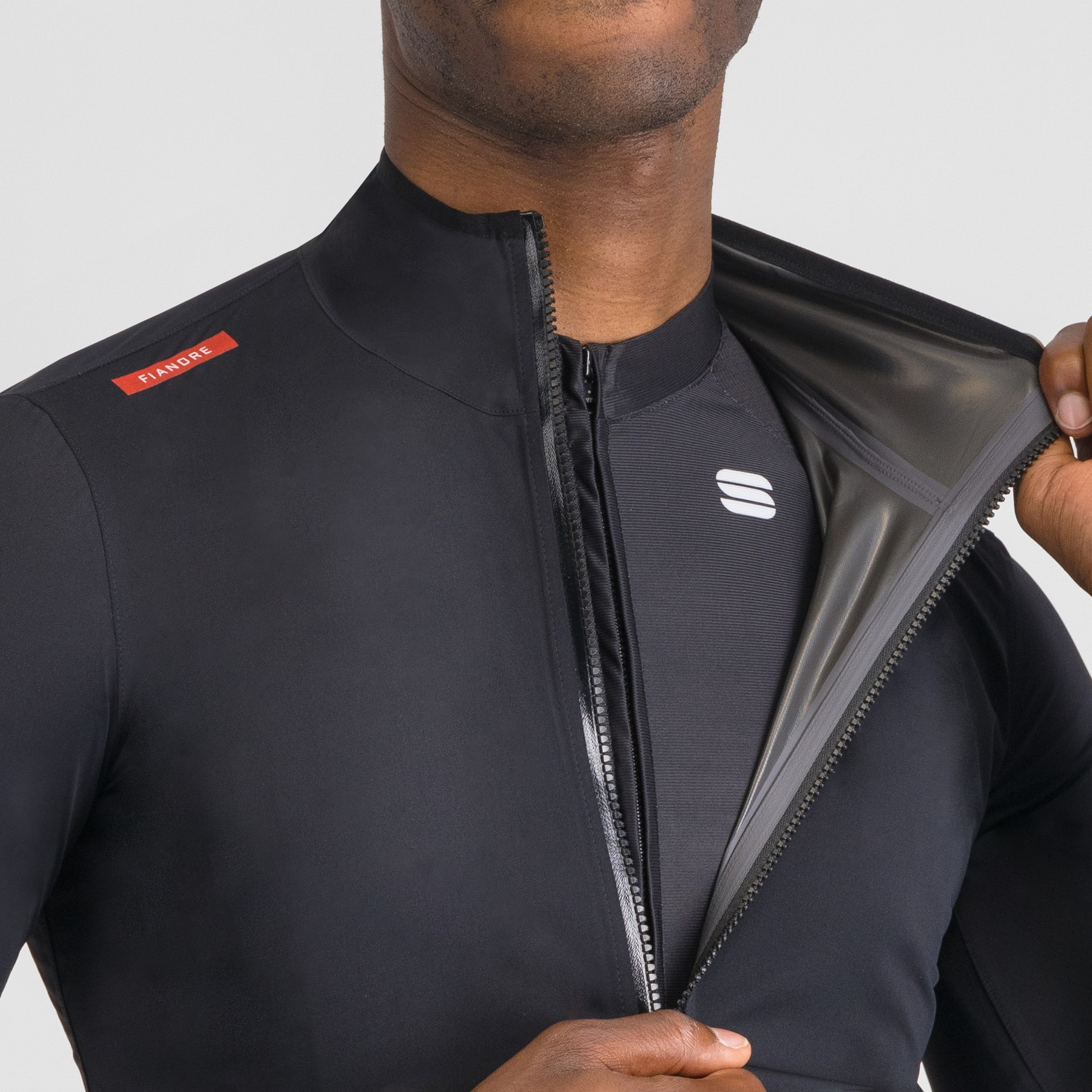Sportful Fiandre Aqua Jacket Men - 002 Black | BIKE24
