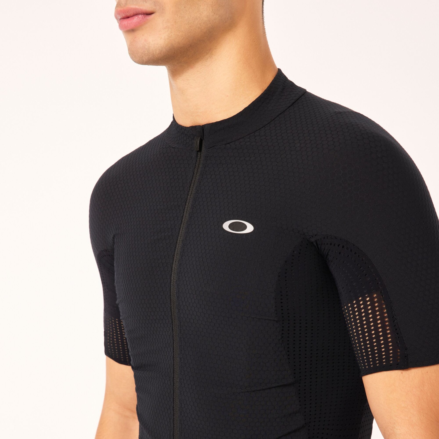 Oakley Endurance Ultra Vented Jersey Men - Blackout | BIKE24