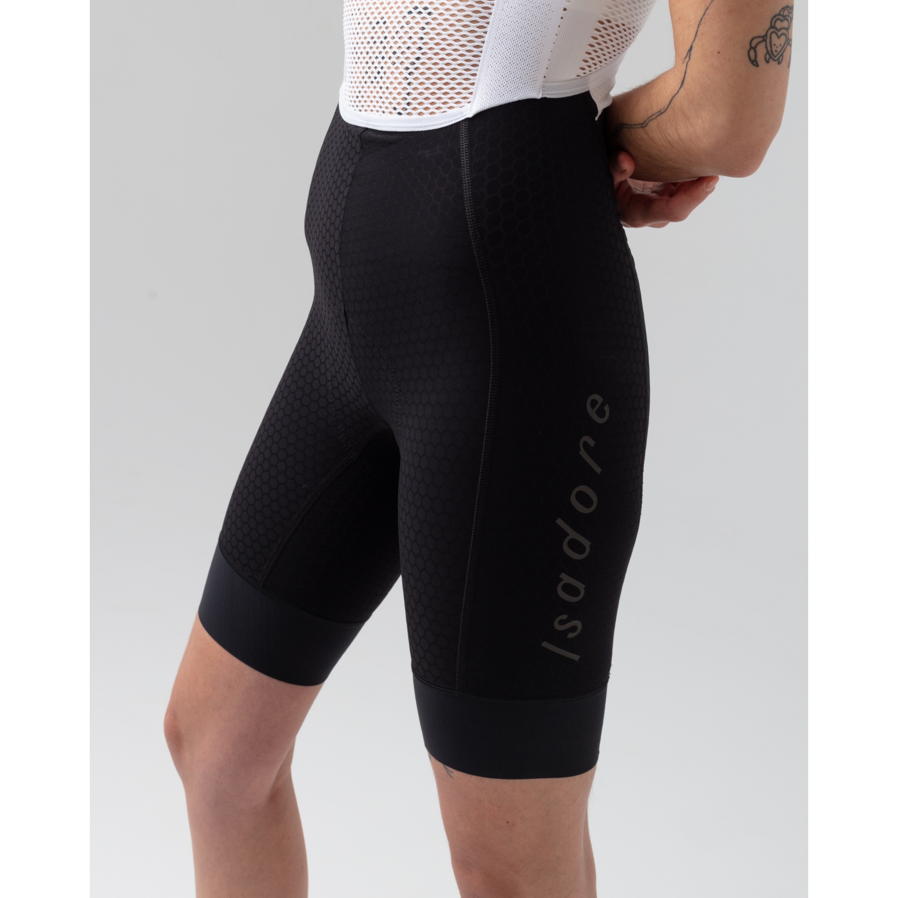 Isadore Echelon Aero Bib Shorts Women - Black | BIKE24