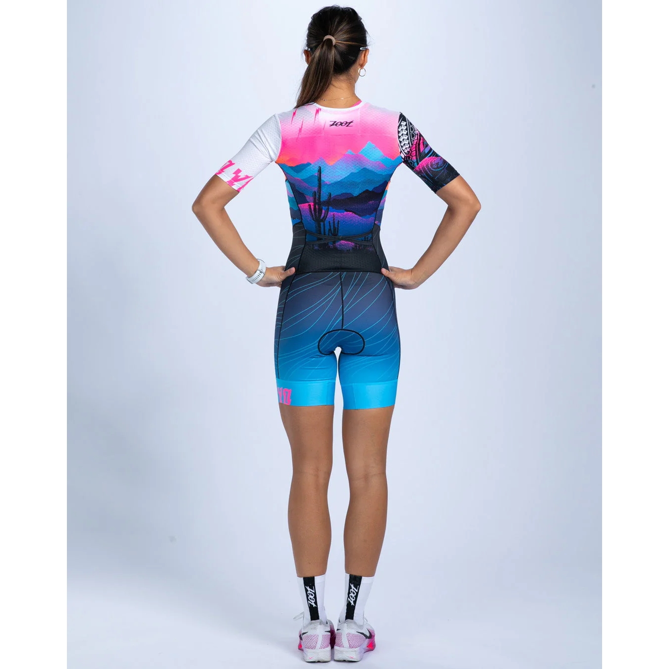 Zoot Tri Aero Full Zip Racesuitキャップ付き！ zoot-sports-tri-racesuits-