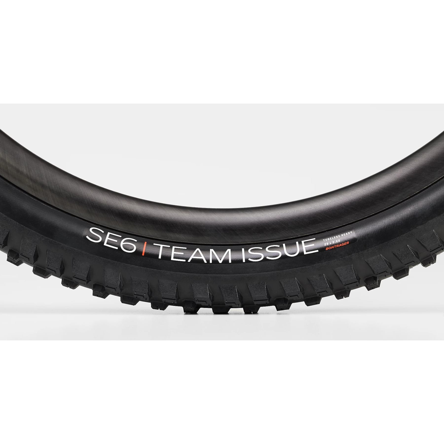 Bontrager SE6 Team Issue TLR MTB Folding Tire - 29x2.50