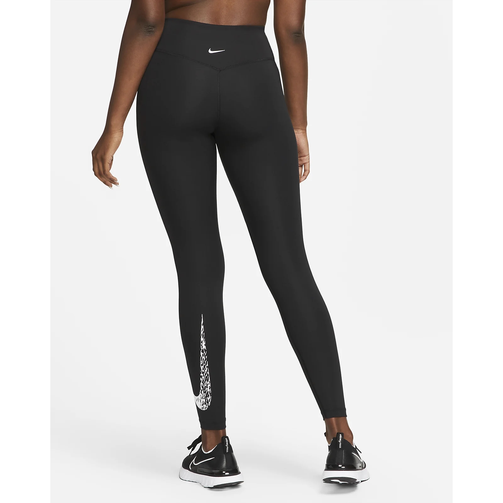 Nike Women's Swoosh Run Leggings - Black/Reflective Silver