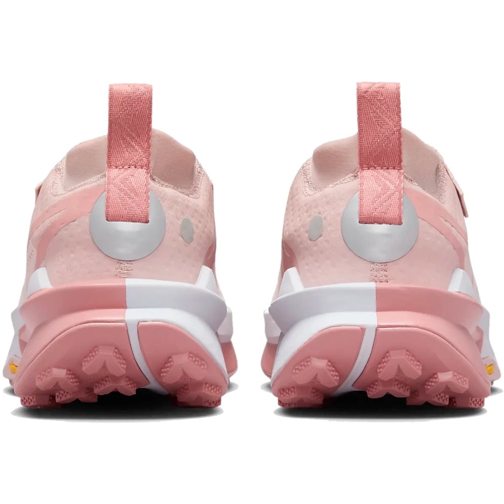 red nike running shoes womens