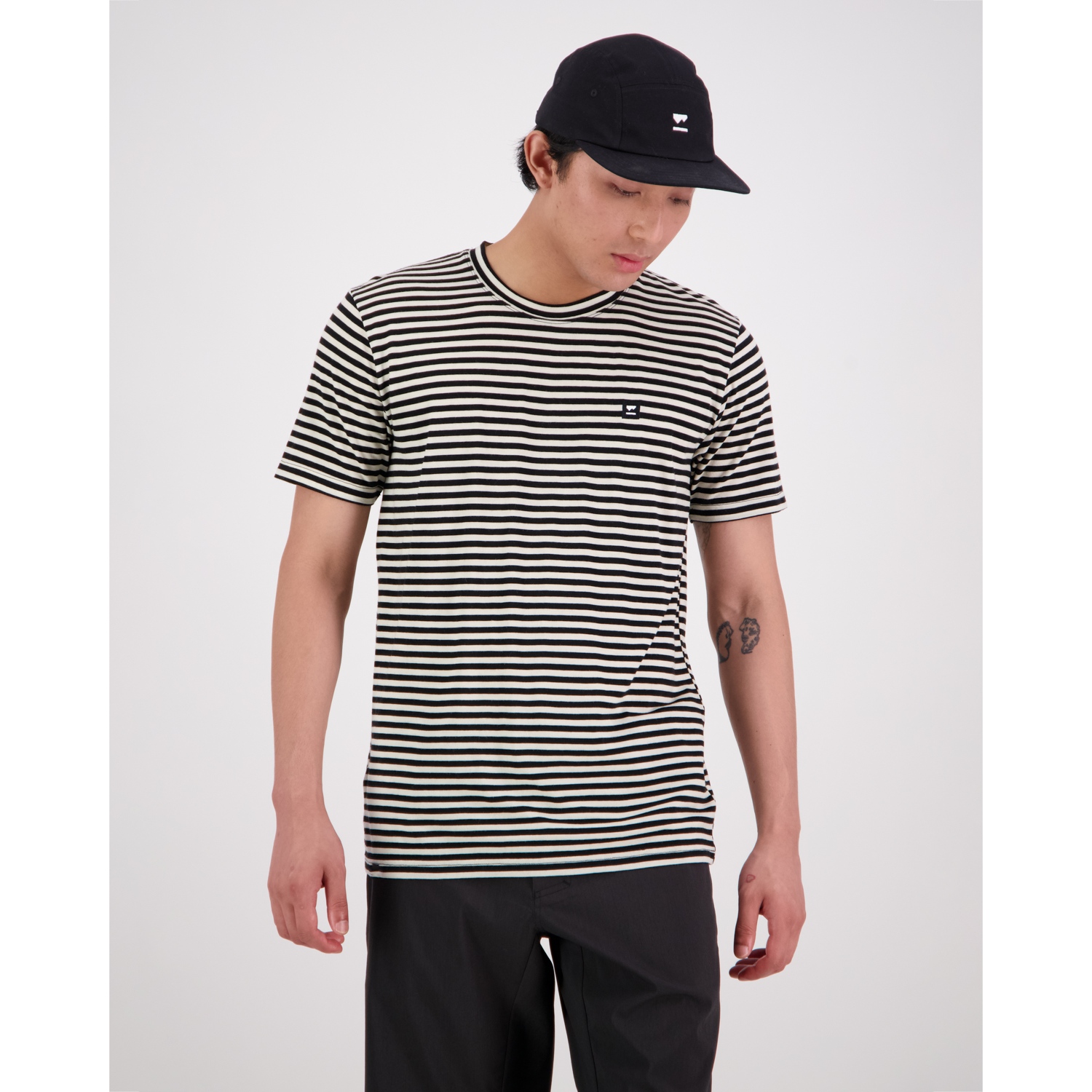 【Raucohouse】Moab over stripe collar T-shirt PROFILE FOX PATCH STRIPED COMFORT TEE-SHIRT | Maison Kitsuné