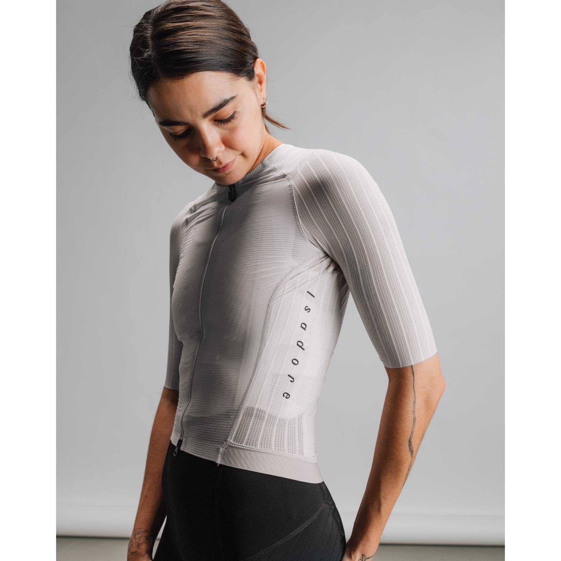 Isadore Echelon Aero Jersey Women - Grey Lilac | BIKE24