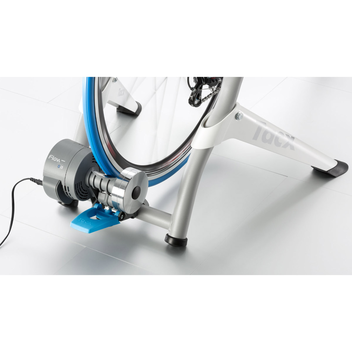Garmin Tacx Flow Smart T2240 - Wheel On Cycletrainer - white | BIKE24