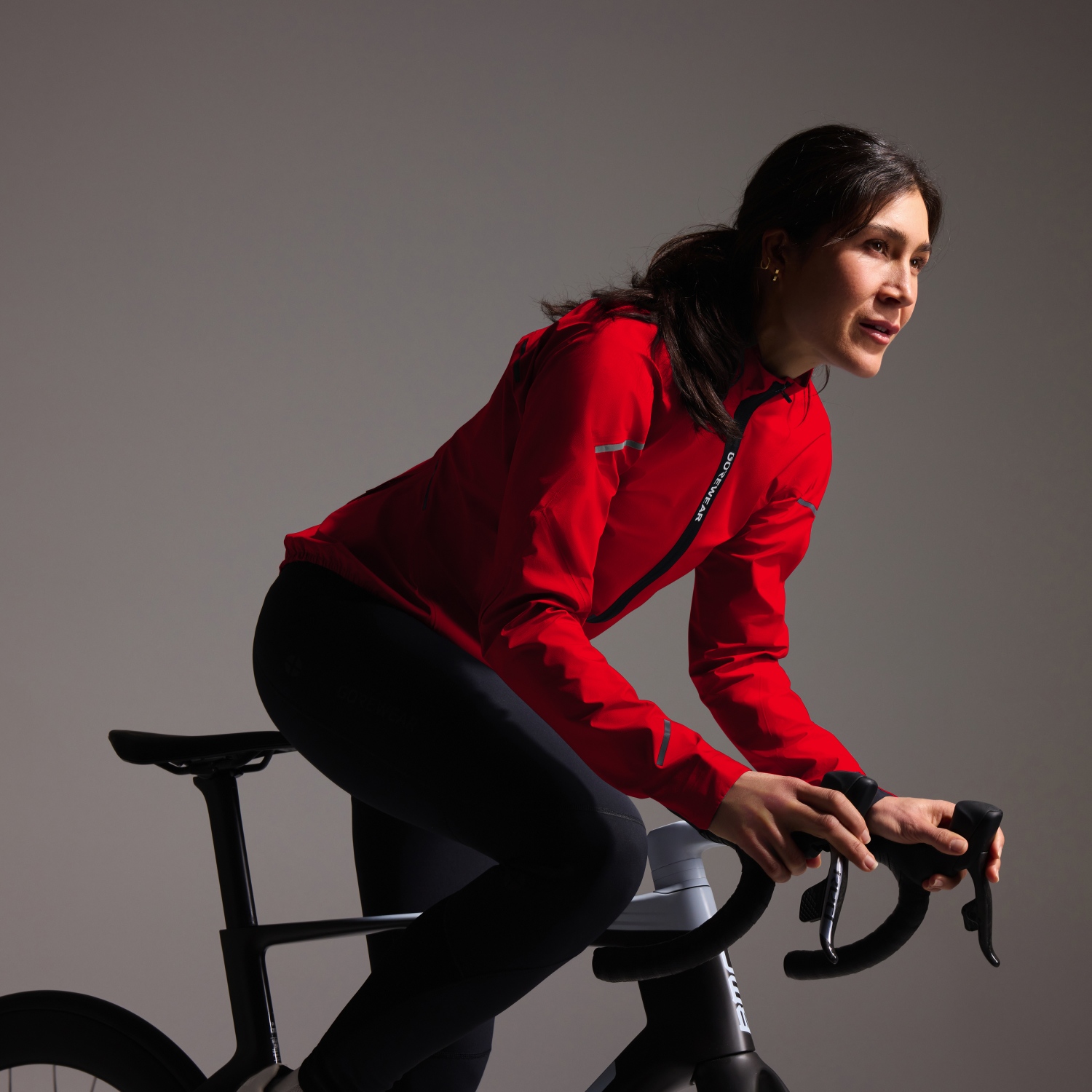 GOREWEAR Spinshift GORE-TEX Jacket Women - lab red DC00 | BIKE24