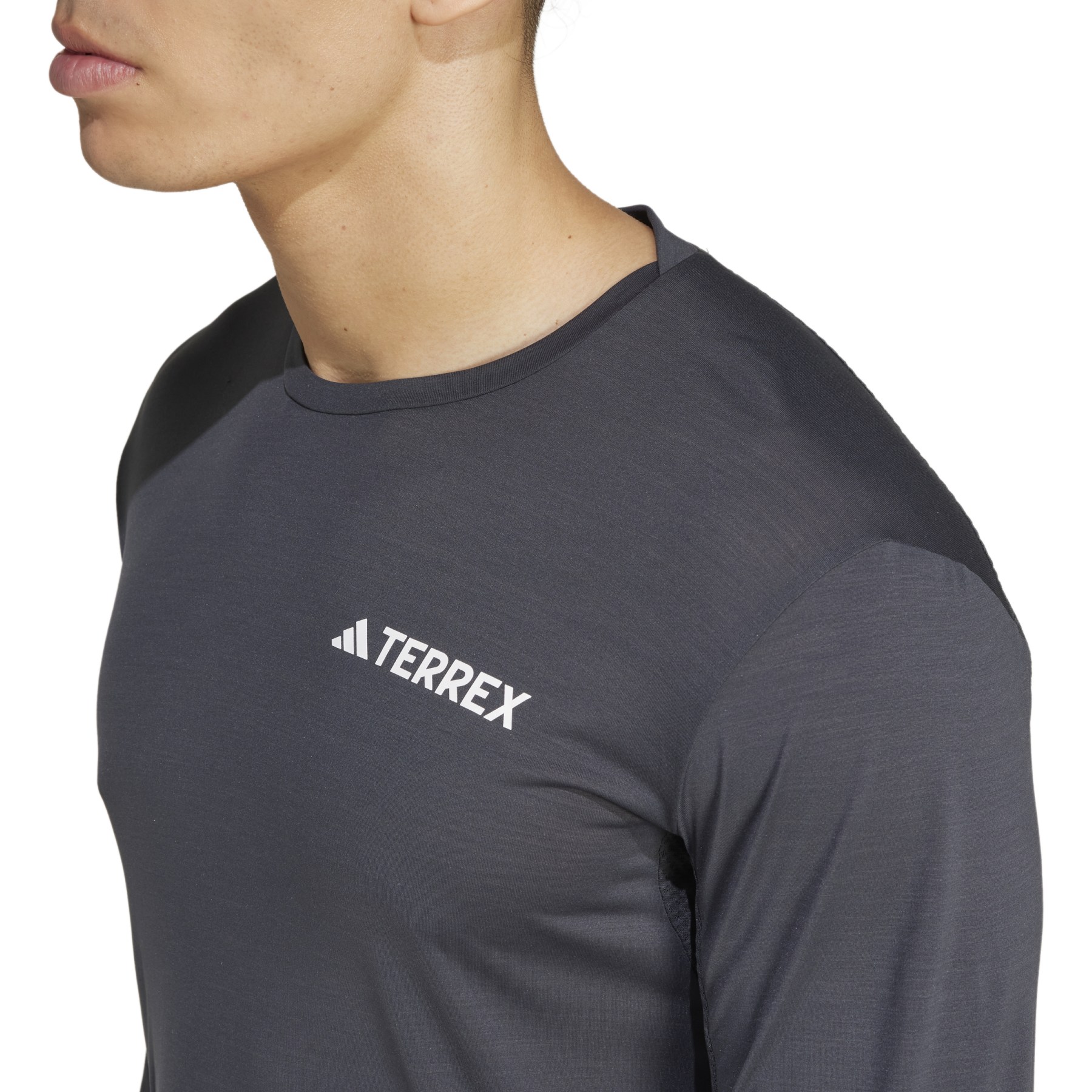 adidas TERREX Xperior Longsleeve Tee Men - carbon JL6343 | BIKE24