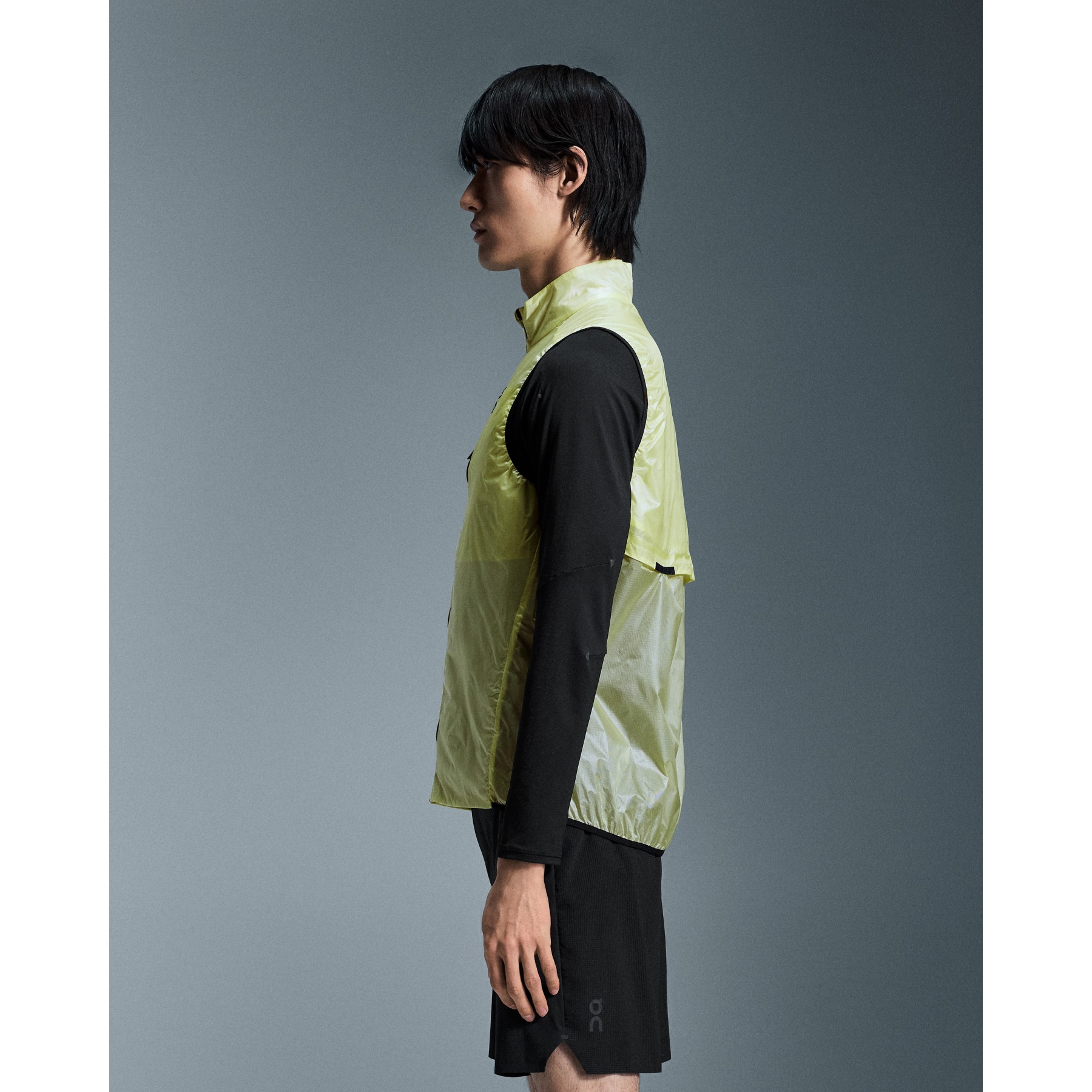On Weather Vest Men - Hay | BIKE24