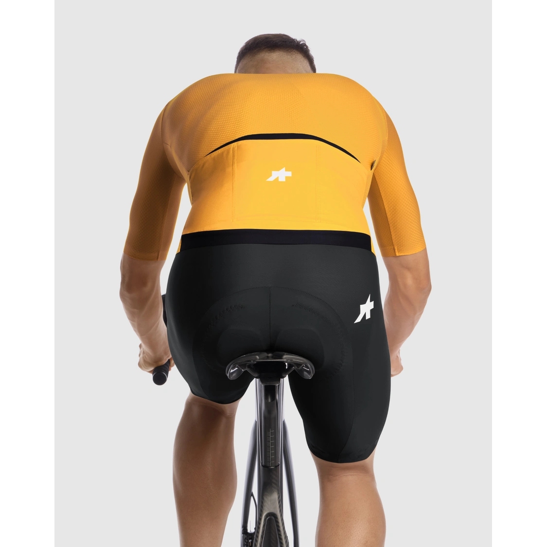 【値下げ】新品Assos Equipe R ジャージ S11 オレンジ色Lサイズ ショートスリーブジャージ【EQUIPE RS Jersey S11】｜ASSOS