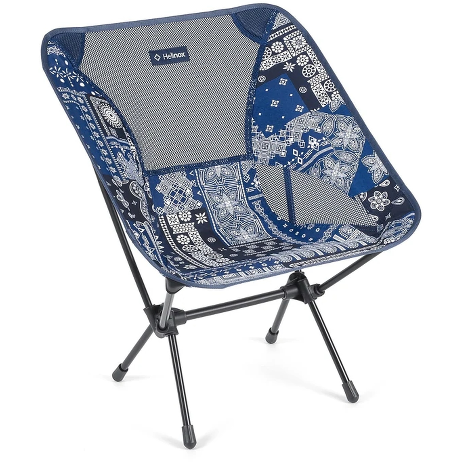 Produktbild von Helinox Chair One Campingstuhl - blue bandanna quilt - black