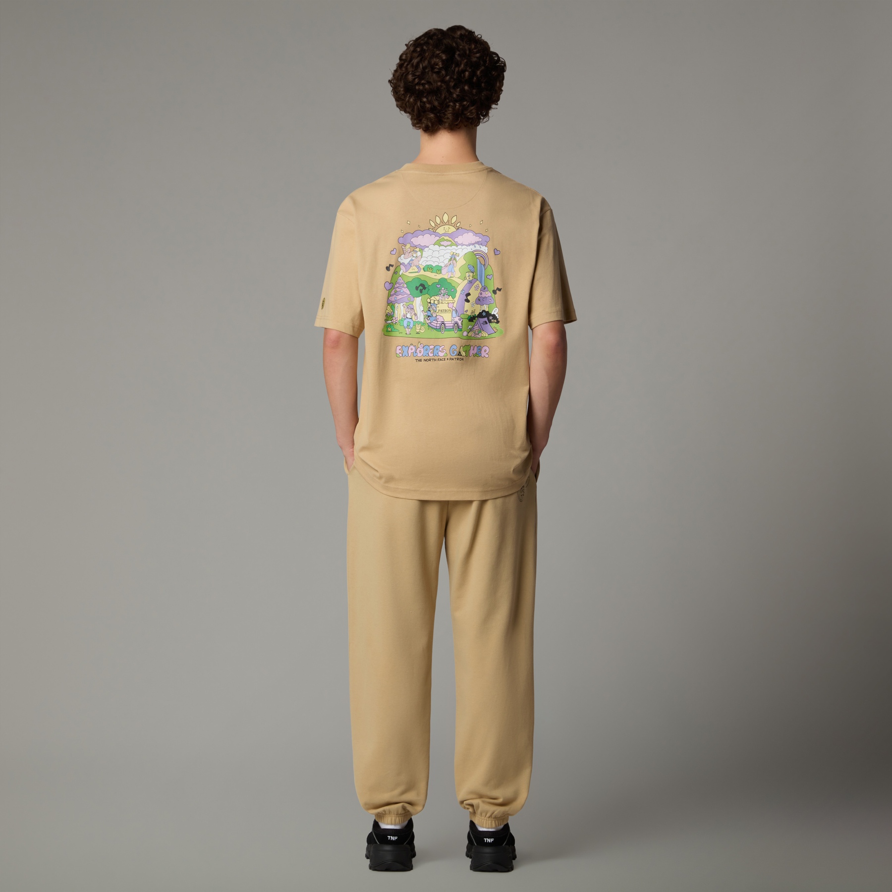 ★ドイツ発*THE NORTH FACE*新作*Mountain Cleanup スウェット/T ☆ドイツ発*THE NORTH FACE*新作*Mountain Cleanup スウェット/T
