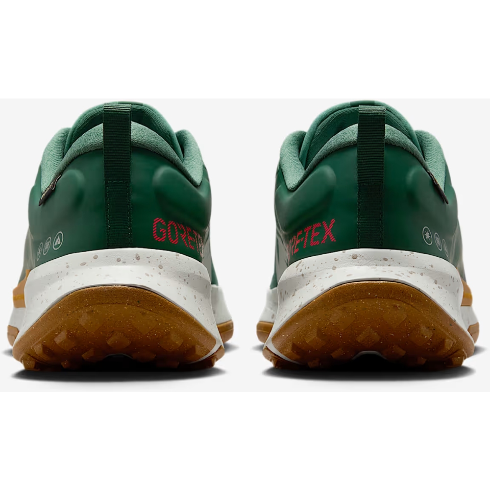 Nike Juniper Trail GORE-TEX Trail Running Shoes Men fir/desert  ochre/bright crimson/light silver HM9734-301