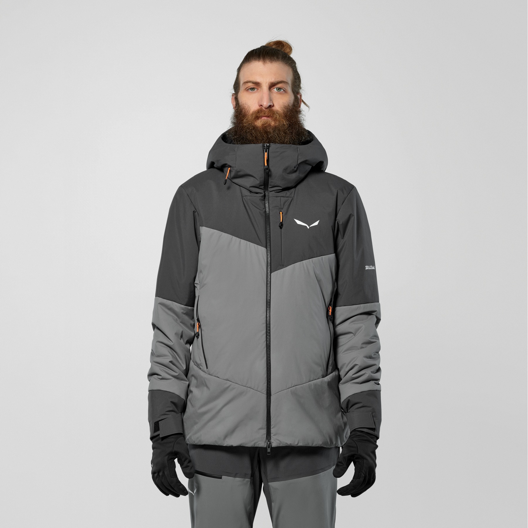 SALEWA Giacca Uomo In Piuma 90/10, Fit Atletico, Cappuccio Fisso E Spalle Ergonomiche, Peso 567g, Lunghezza 74cm