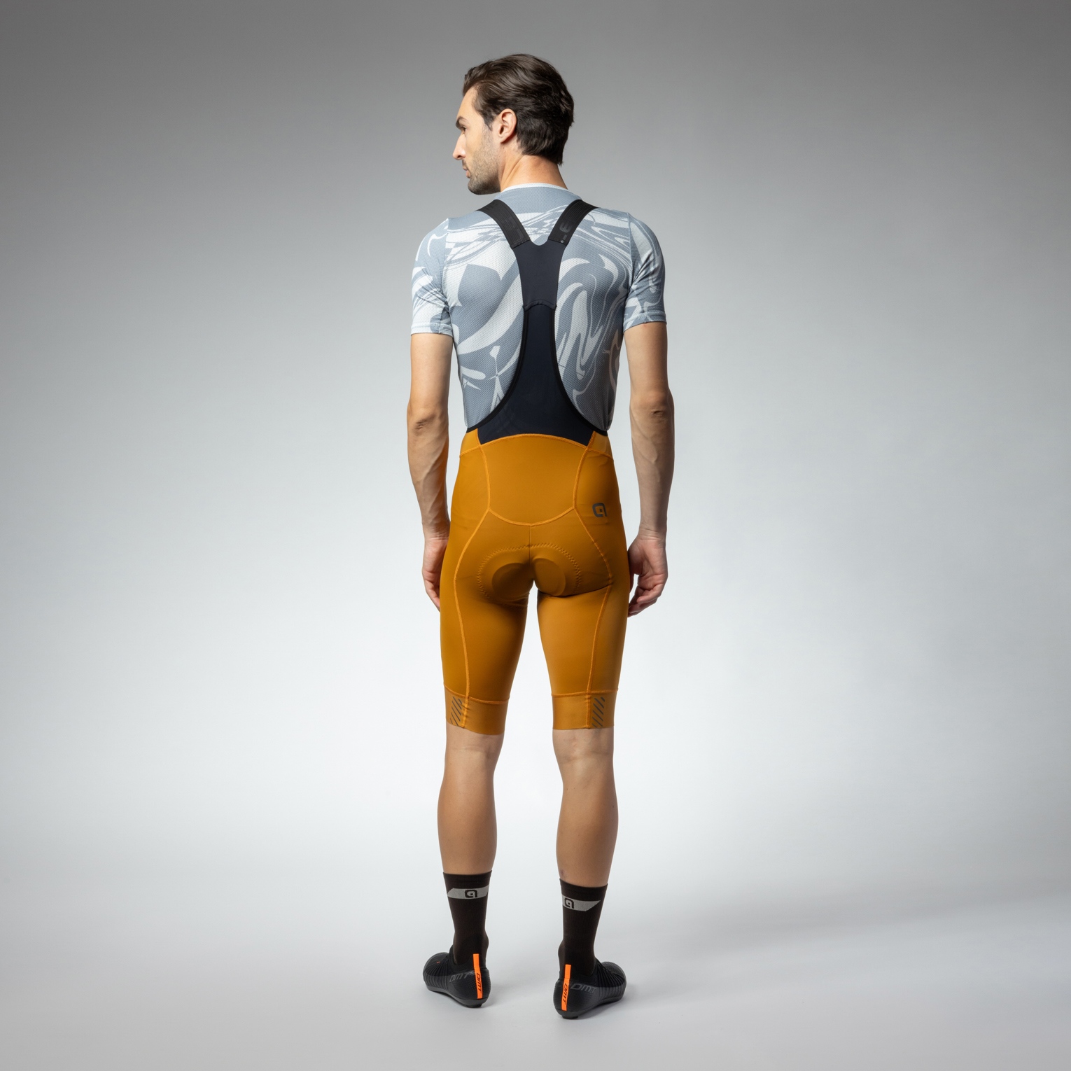 ale アレー 喰らい MAGIC COLOUR BIBSHORTS ビブショーツ ale アレー 喰らい MAGIC COLOUR BIBSHORTS ビブショーツ