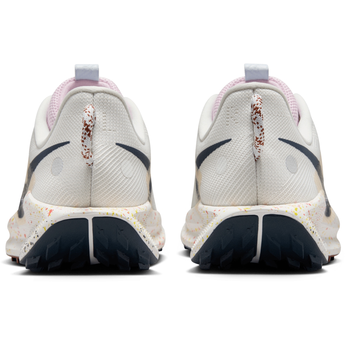 【正規品】NIKE ペガサス トレイル 5 DV3865-102 レディース Nike Pegasus Trail 5 Running Shoes Women - summit white/pure