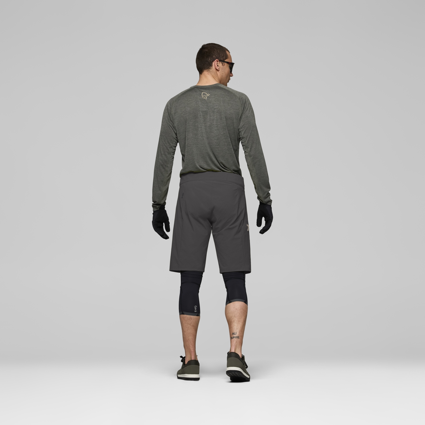 Norrona fjørå flex1 Shorts Men - Beluga | BIKE24