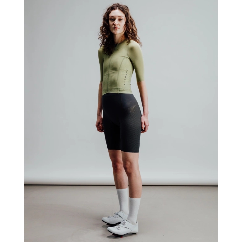 Isadore Echelon Ultralight Aero Jersey Women - Cedar | BIKE24