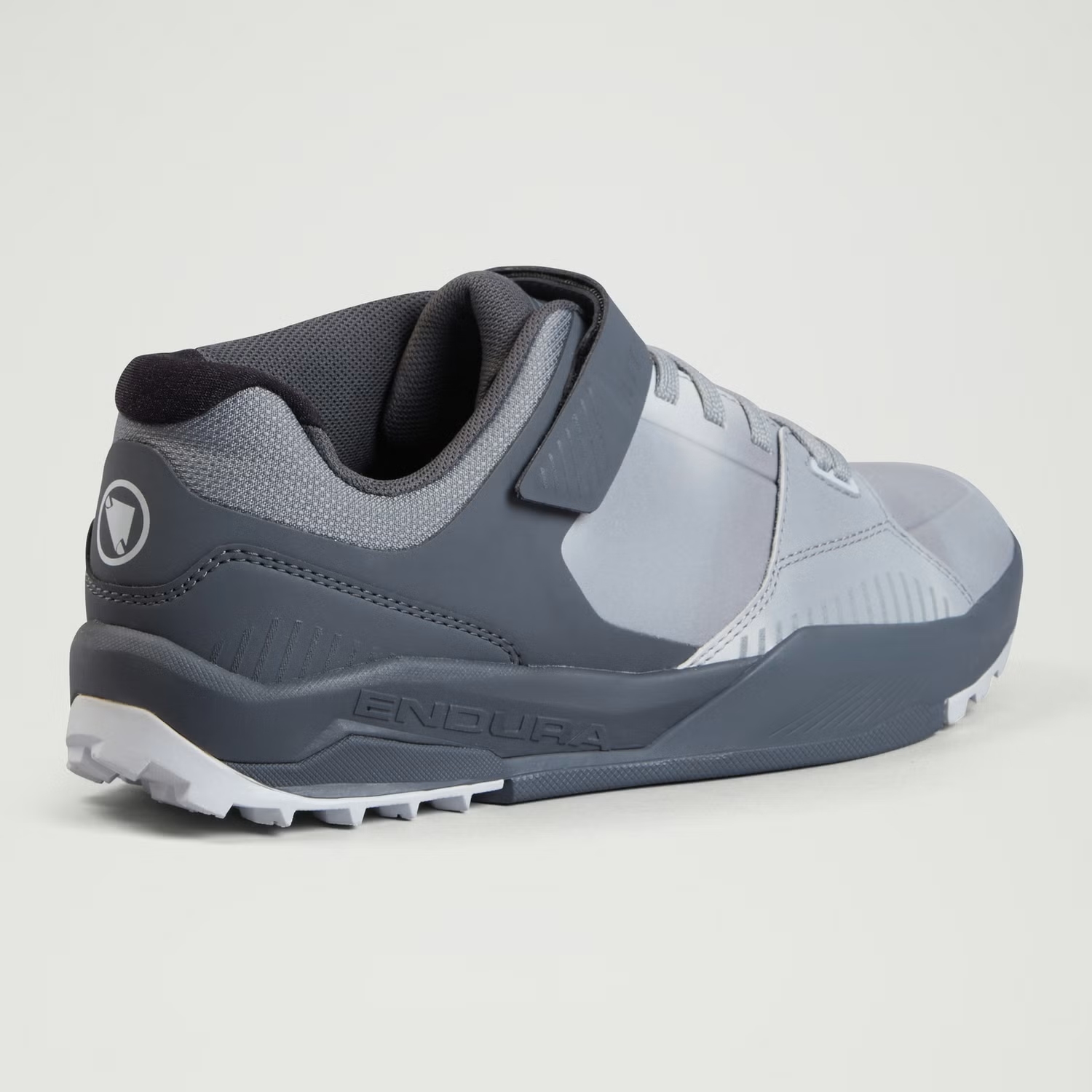 Endura Scarpe MT500 Burner Flat grigio BIKE24