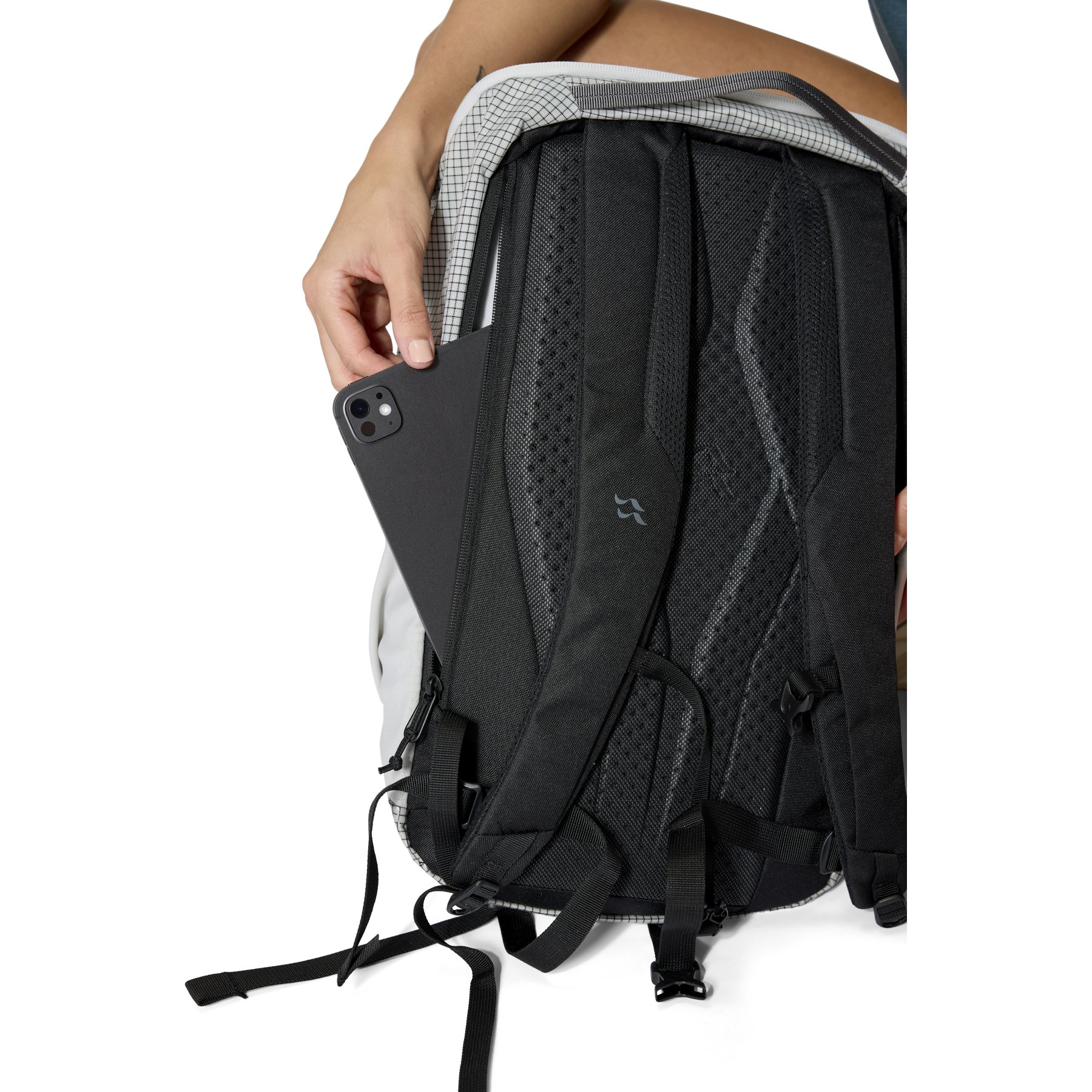 Rab Adrift 24L Backpack - black | BIKE24