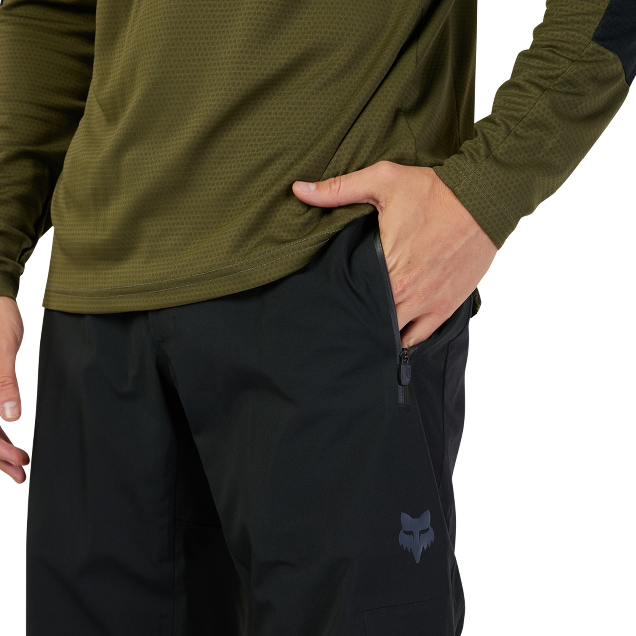 FOX Defend 3L Water MTB Pants Men - black | BIKE24