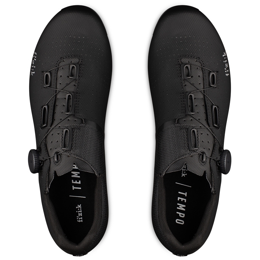 Fizik Tempo ブラックシューズ fizik-tempo-decos-carbon-road-