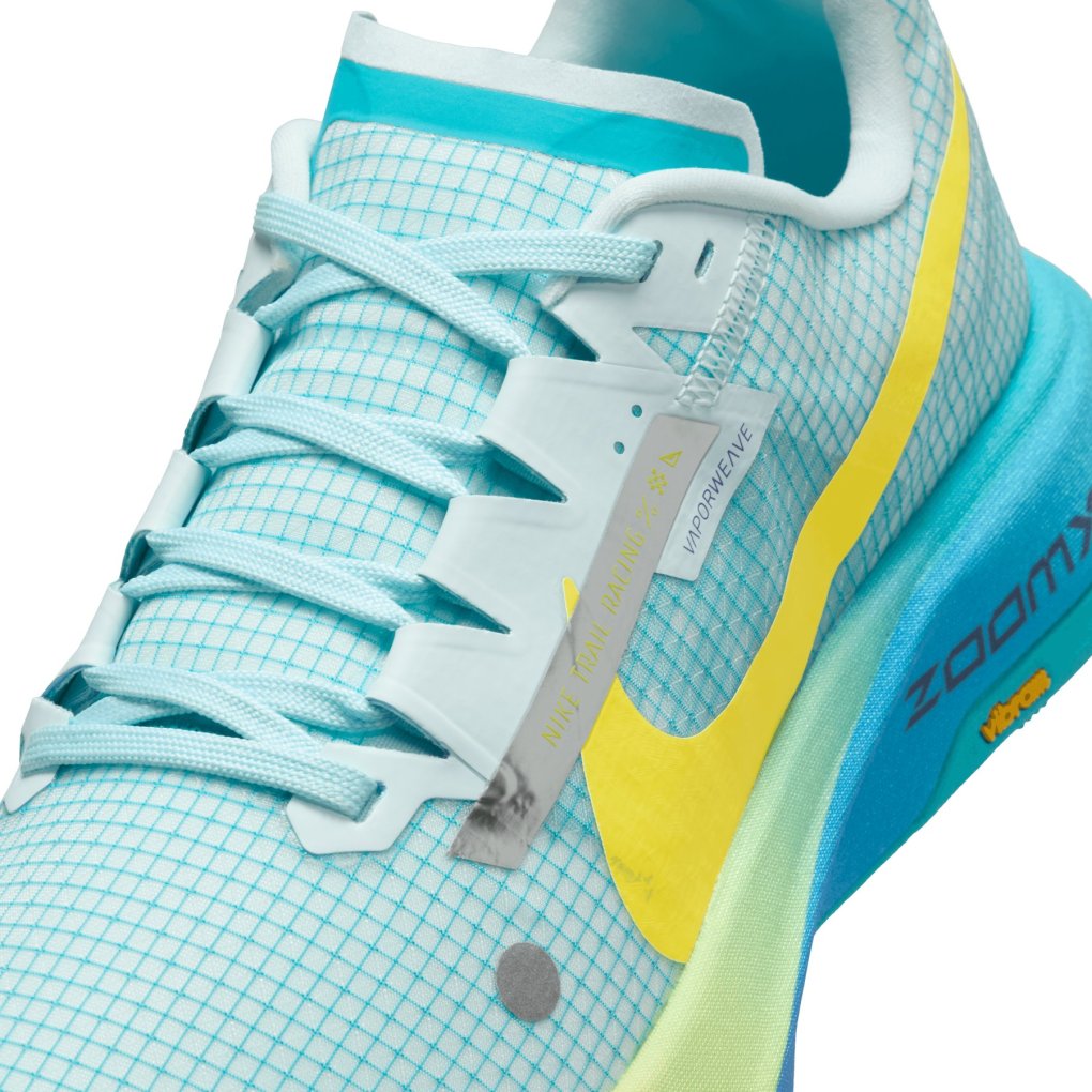 nike-ultrafly-trail-running-  display picture 3