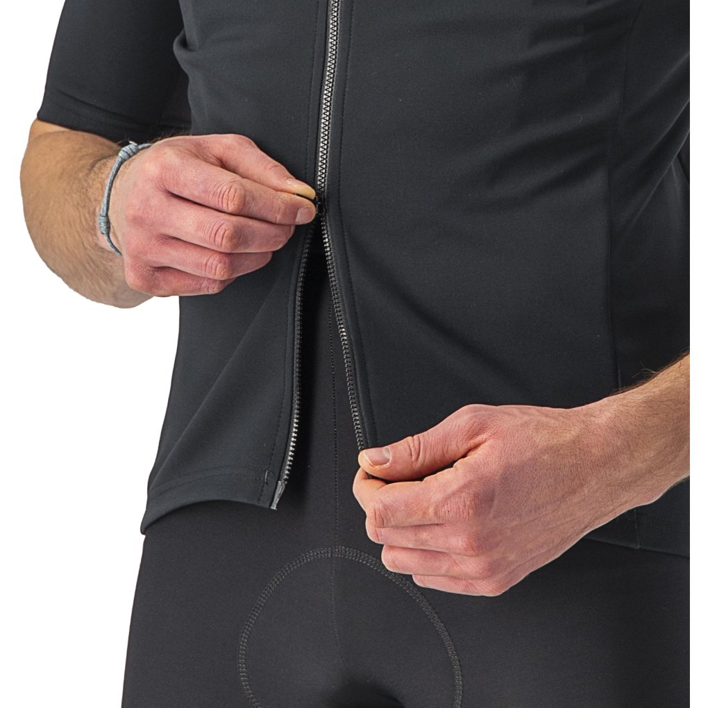 Castelli Perfetto RoS 2 Wind Jersey Men - light black 085 | BIKE24
