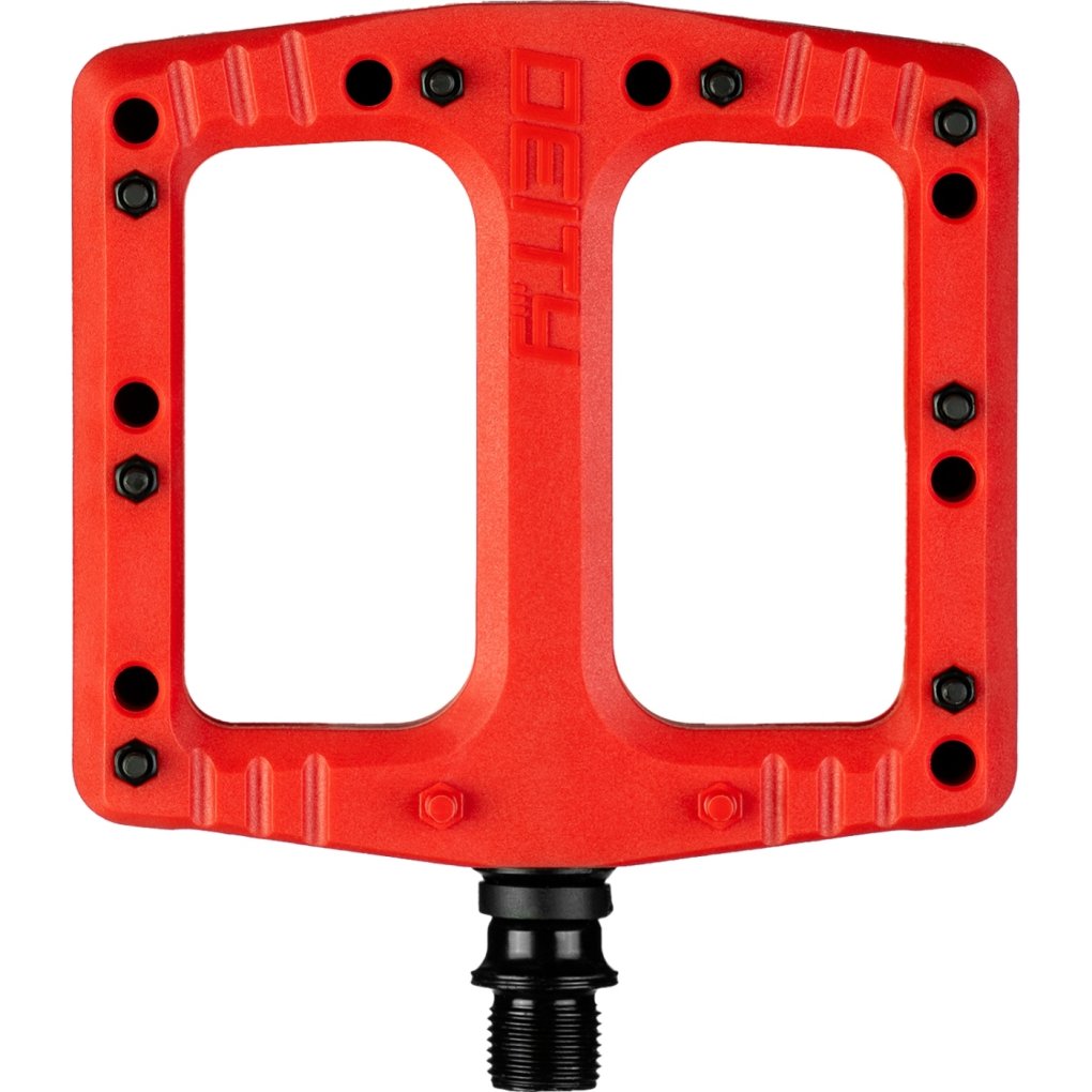 deftrap-red-1-2049916.jpg
